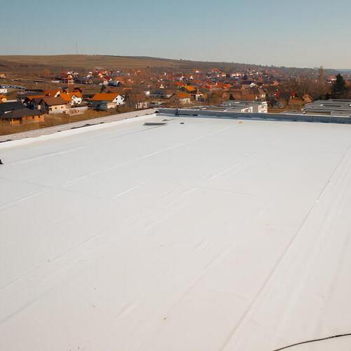 roof with a silicone coating